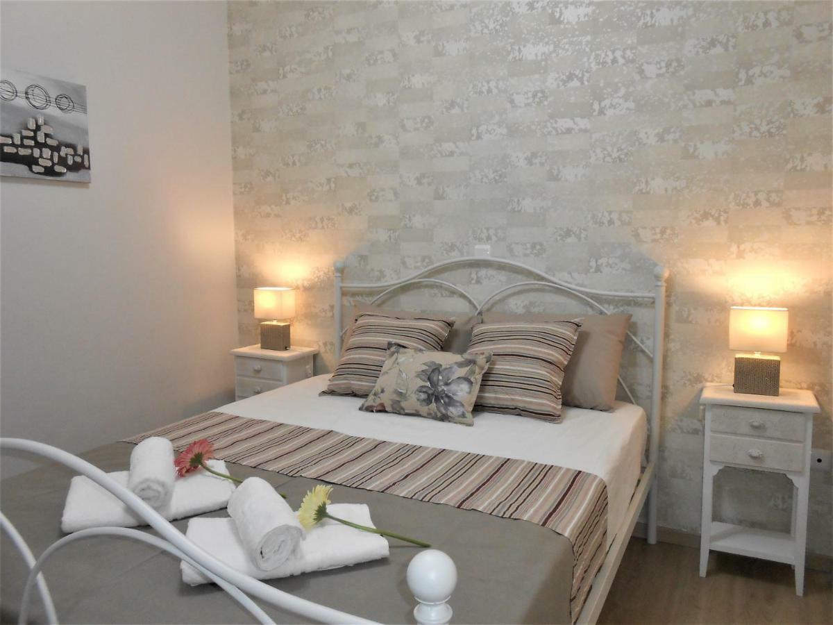 Marras Apartment Афины Экстерьер фото